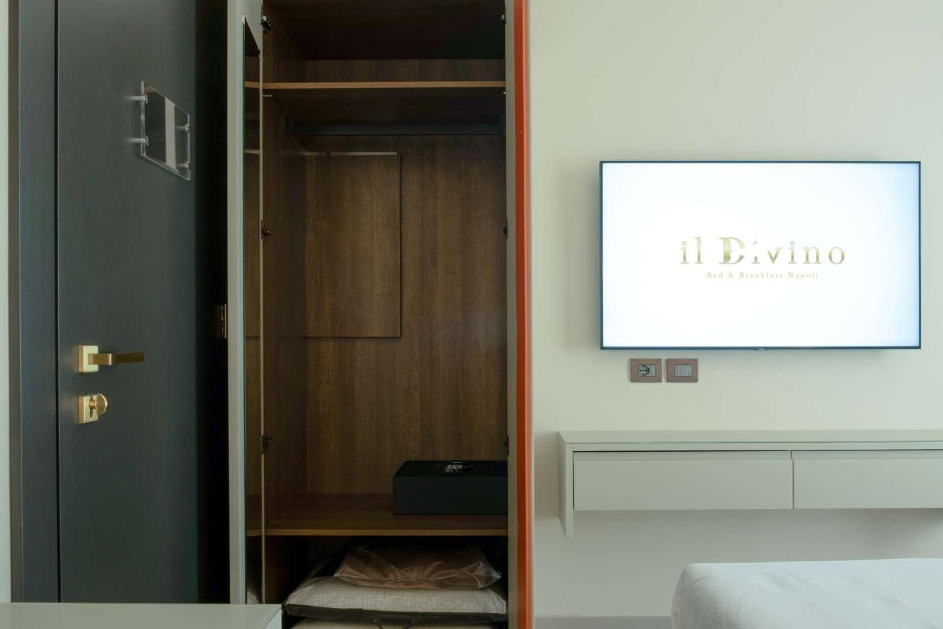B&B Il Divino Napoli Exterior foto